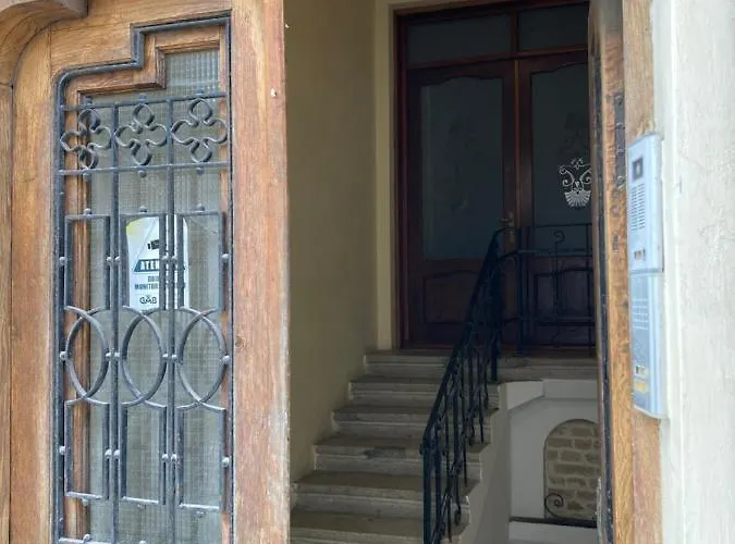 Rustic Next To * Constança